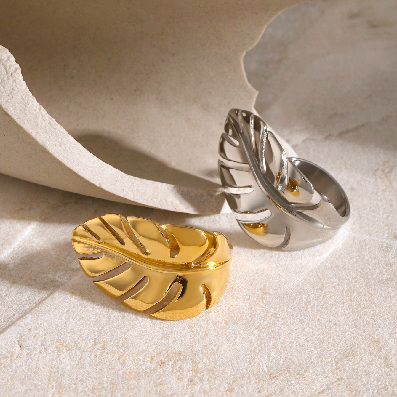Wholesale  18k gold stainless steel smooth leaf shape opening ring