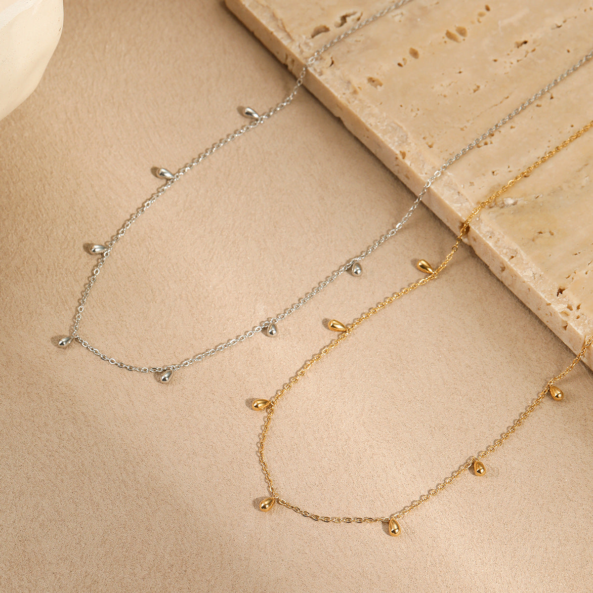 Wholesale  Light Luxury  Stainless  Steel Necklace Water Drops Tassel Clavicle Chain