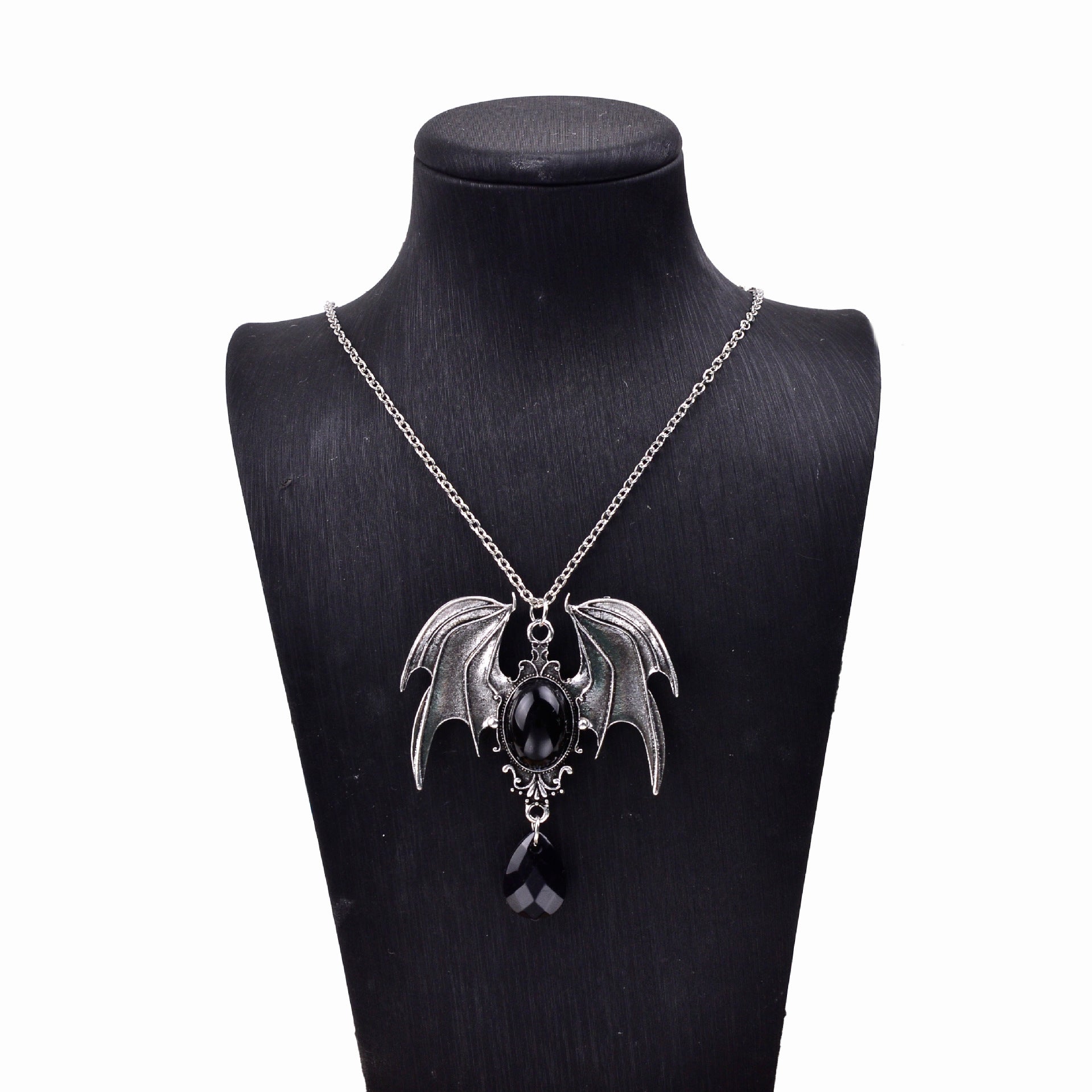 Wholesale Electroplated Zinc Alloy Gothic Bat Wing Pendant Necklace,  Trendy  Jewelry Accessory