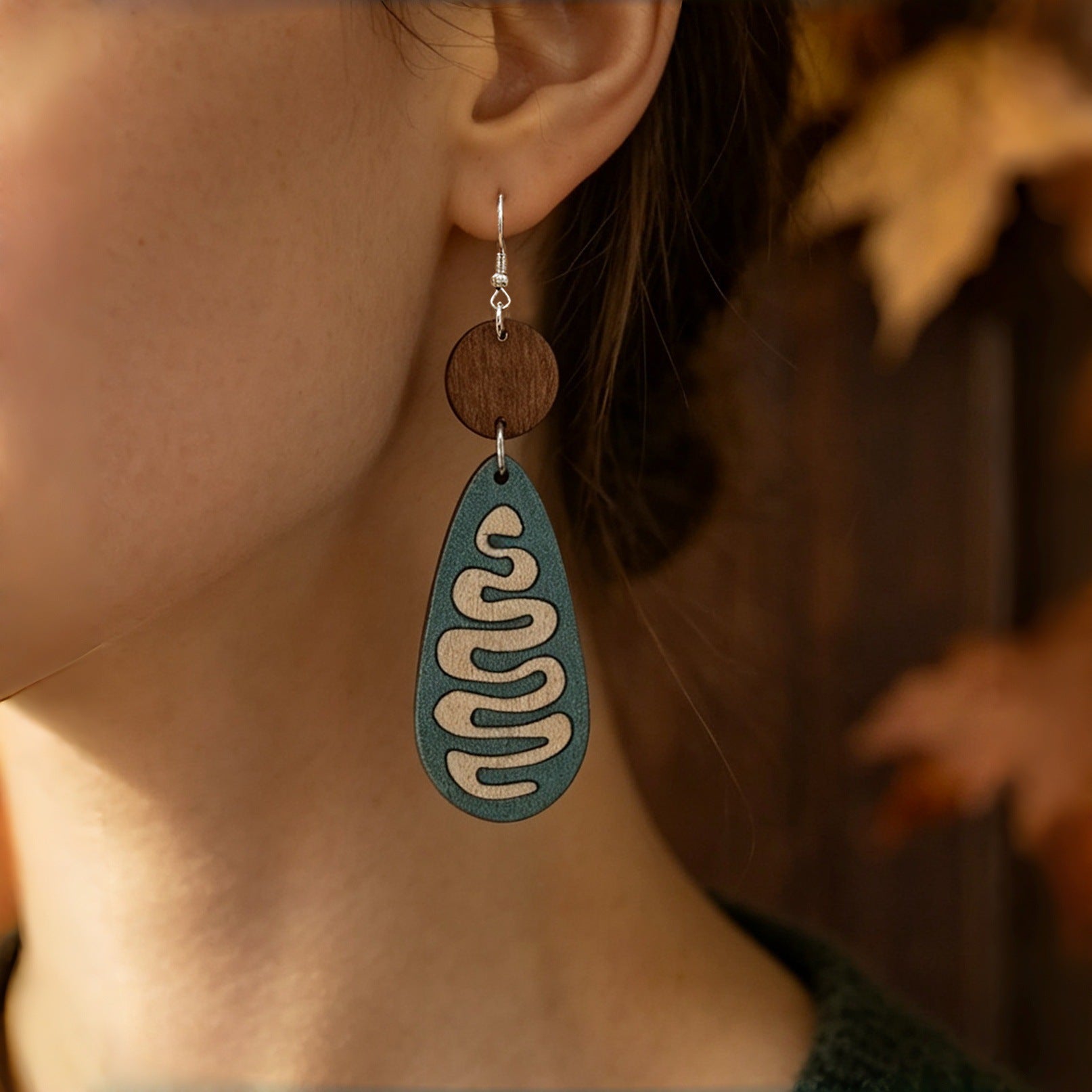 Wholesale Wooden Drop Earrings Retro Bohemian Green Snake Print Teardrop Earrings Jewelry Accessory For Boutique Resale