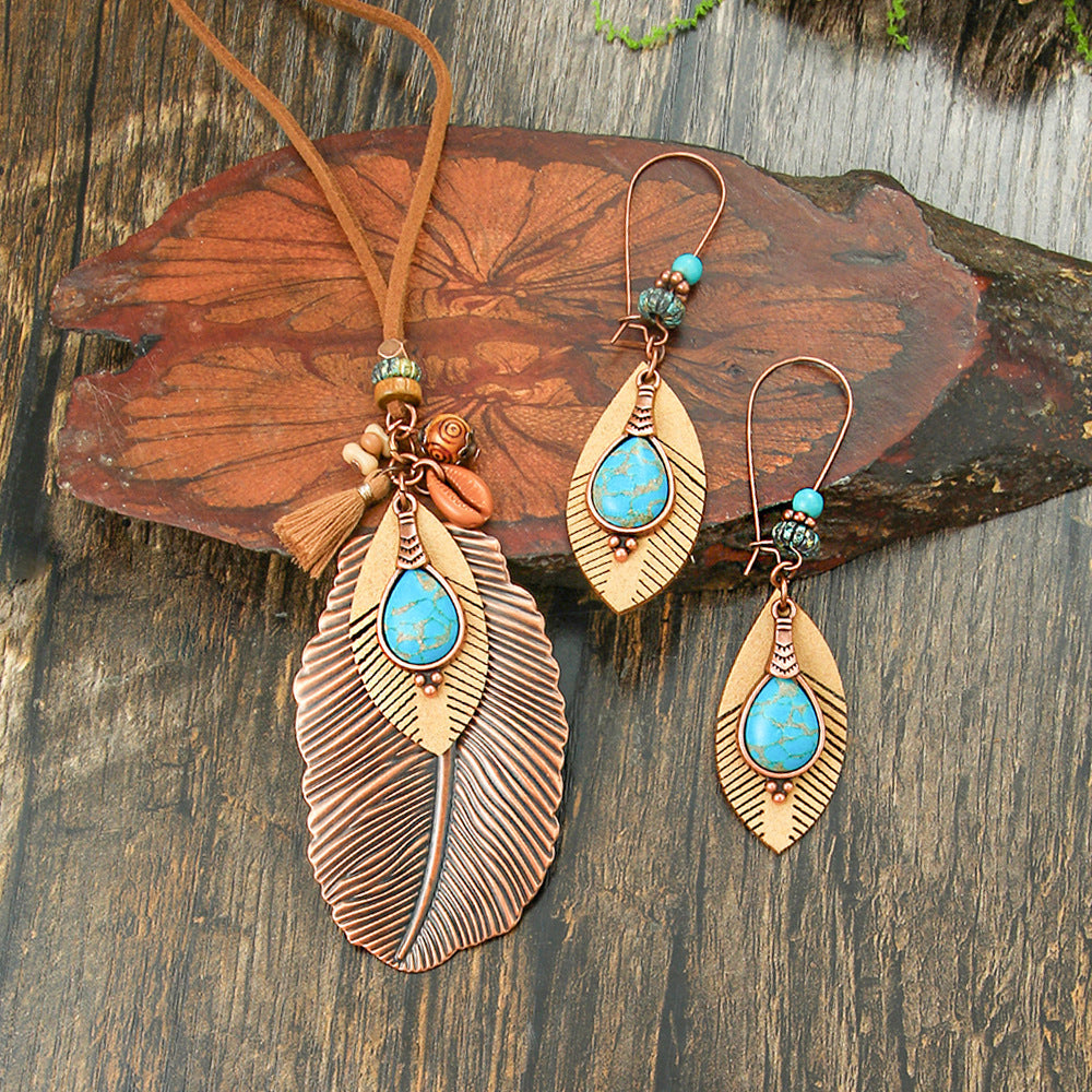 Wholesale Retro Bohemian Alloy Electroplated Jewelry Set Round Hollow Earrings Long Necklace Party Wear