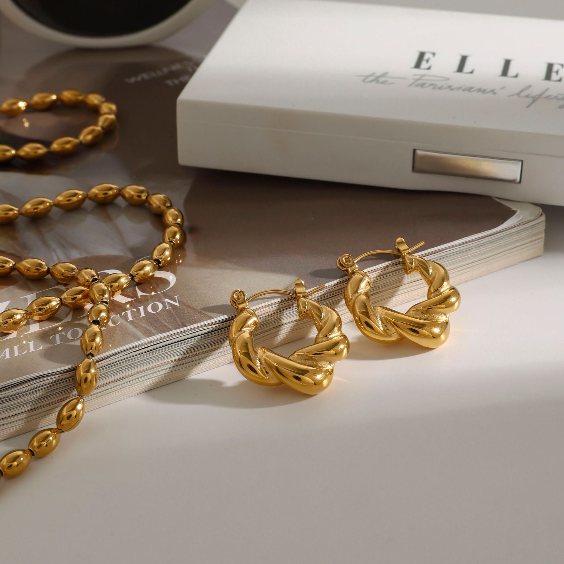 Wholesale 18k gold stainless steel earrings light luxury do not fade earrings