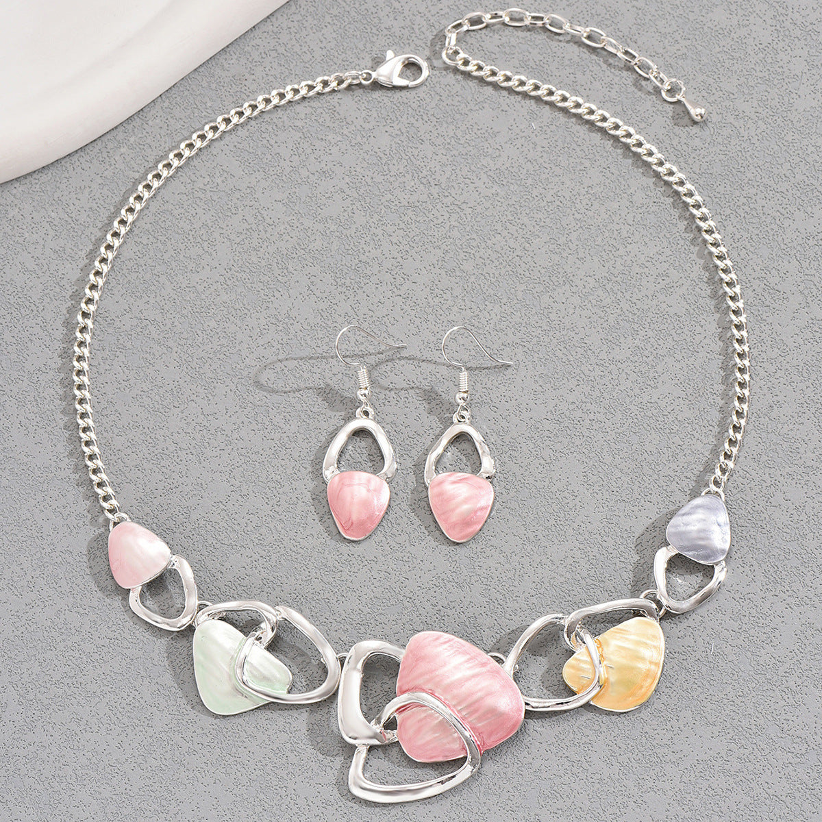 Wholesale  Oil Drop Necklace Earring Set Irregular Design Fashionable round Shape