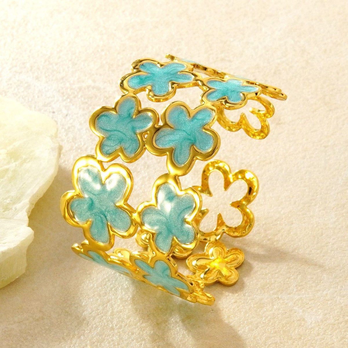 Wholesale Stainless Steel Flower Enamel Open Cuff Bracelet Chic Everyday Jewelry Gift