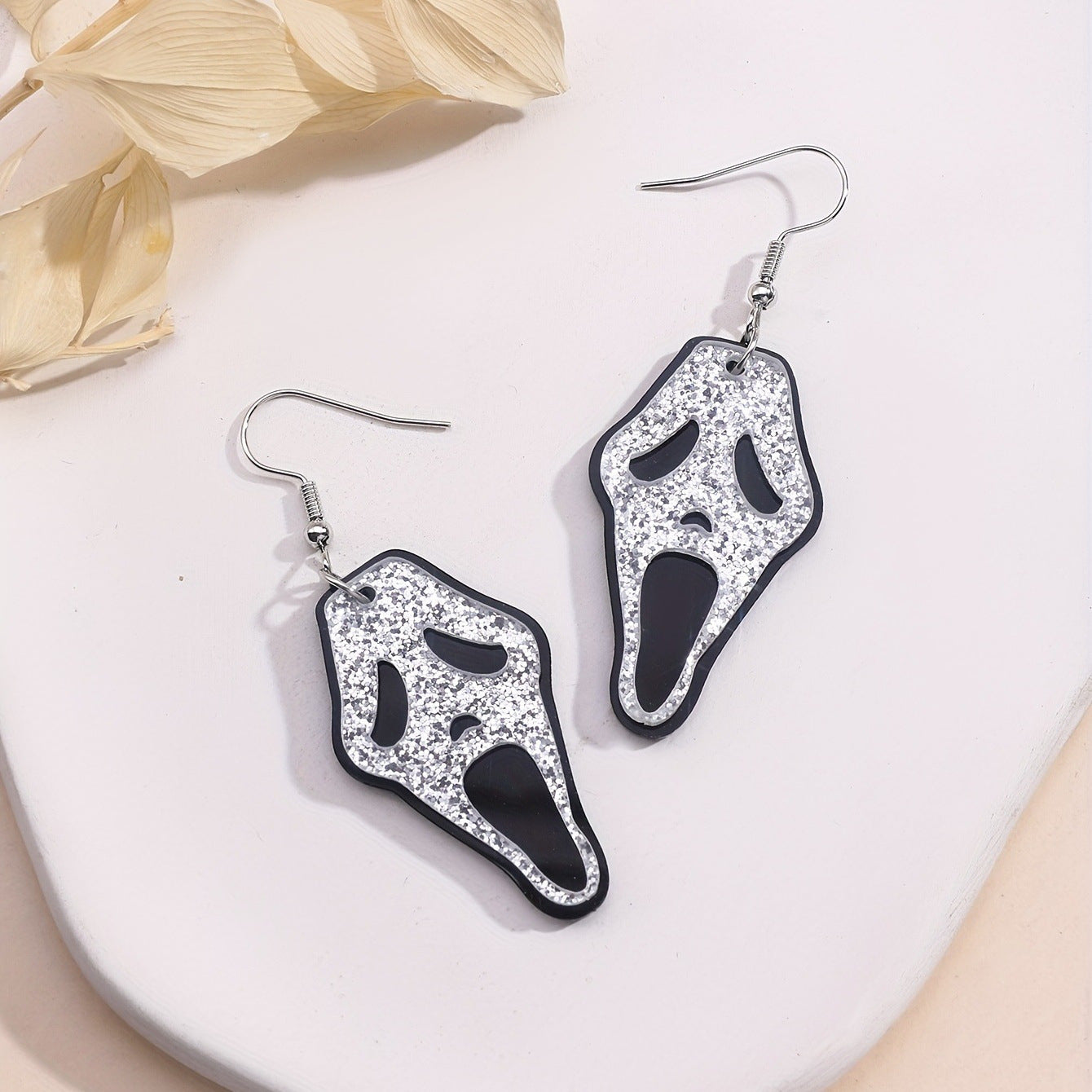 Wholesale Halloween Skull Knife Mirror Heart Lips Acrylic Earrings ACC-ES-MLR005