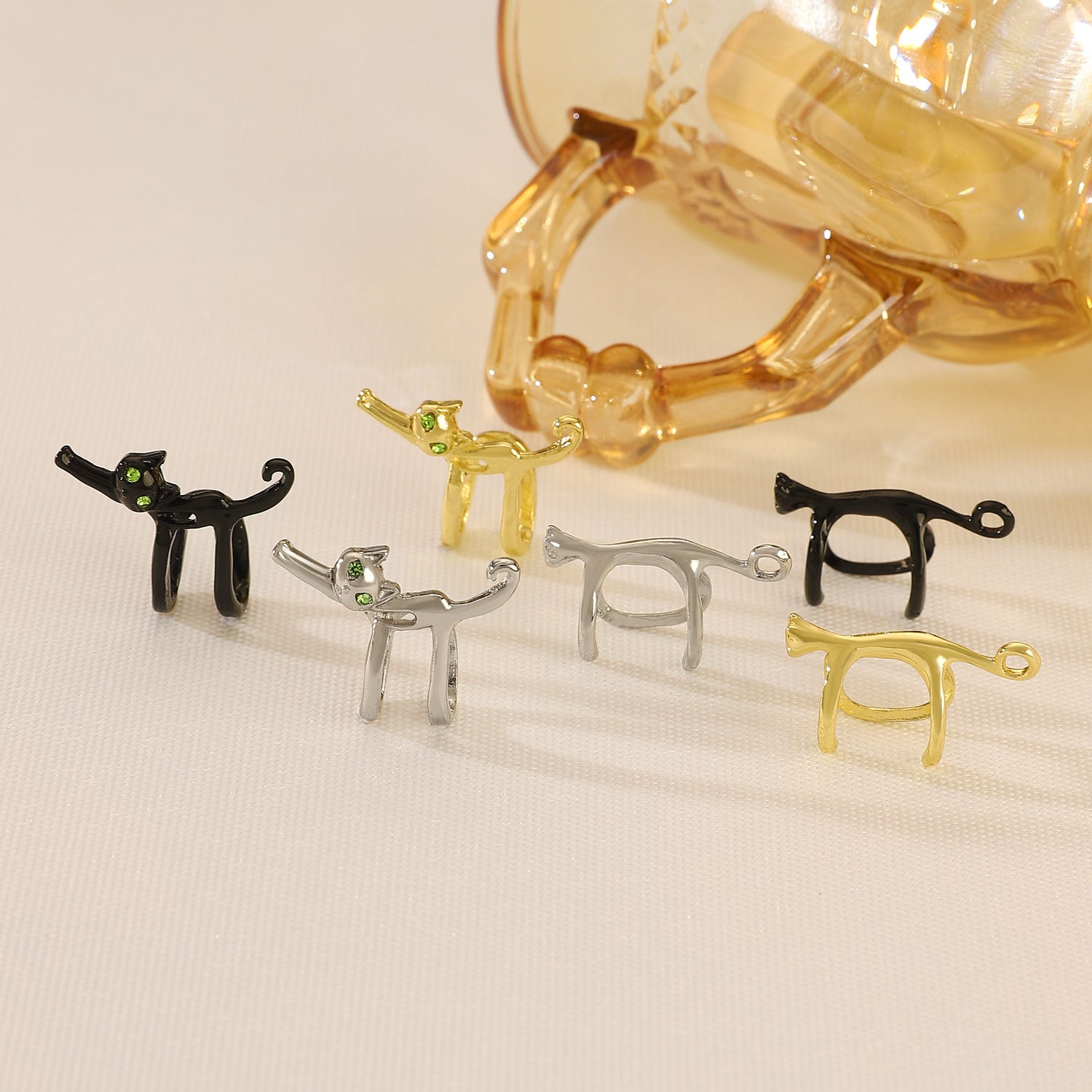 Wholesale Alloy Gold Tone Cat Ear Cuff Ear Clip For Women Unpierced Ear Jewelry Accessory Gift