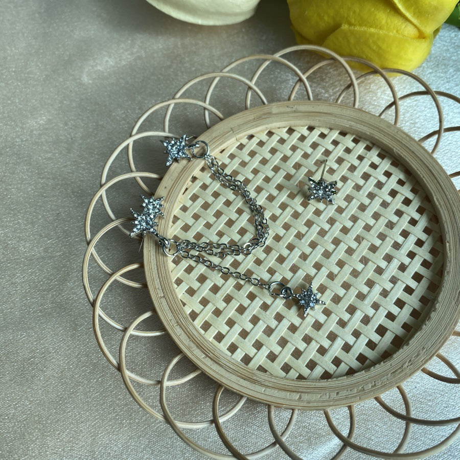 Wholesale star one-piece ear bone clip earrings