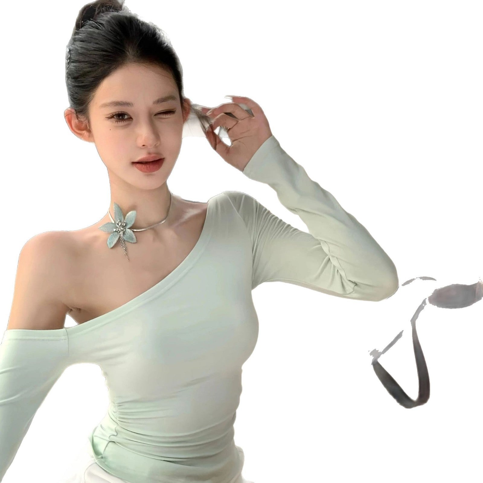 Wholesale Gradient glitter flower tassel necklace