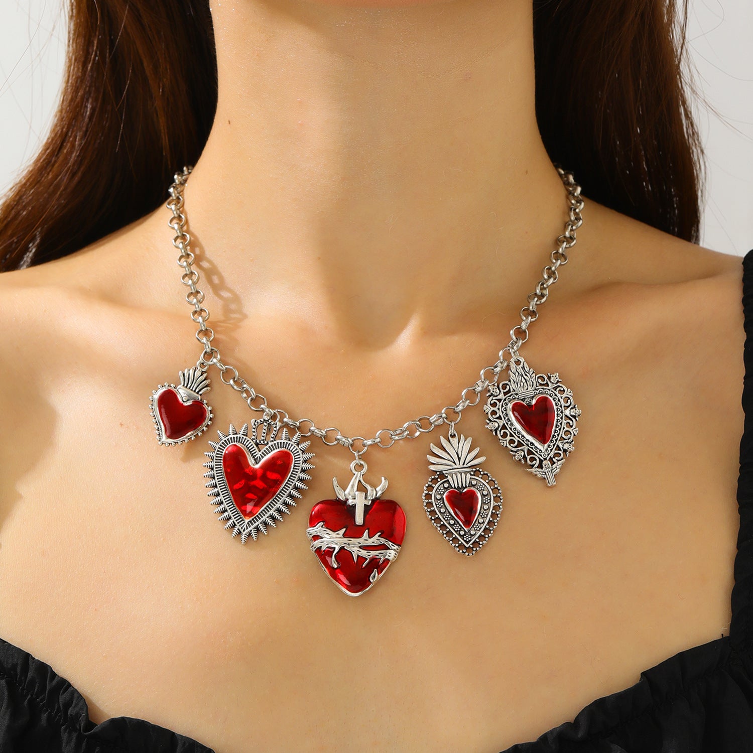 Wholesale Red heart-shaped pendant necklace  fashion accessories