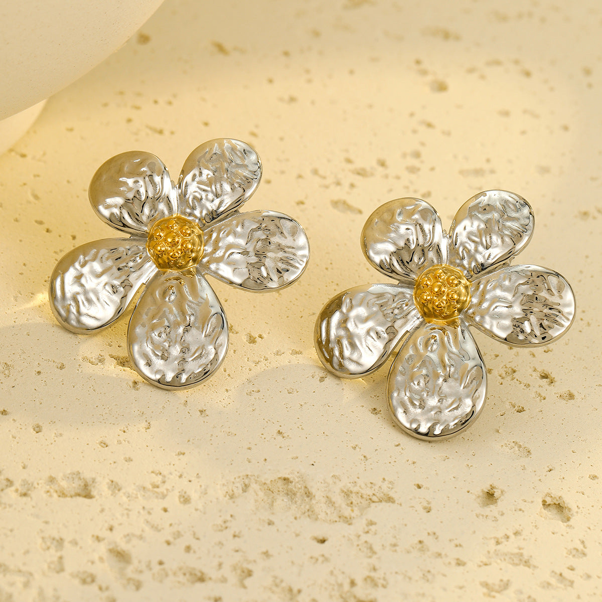 Wholesale stainless steel  color matching flower earrings five-petal flower earrings