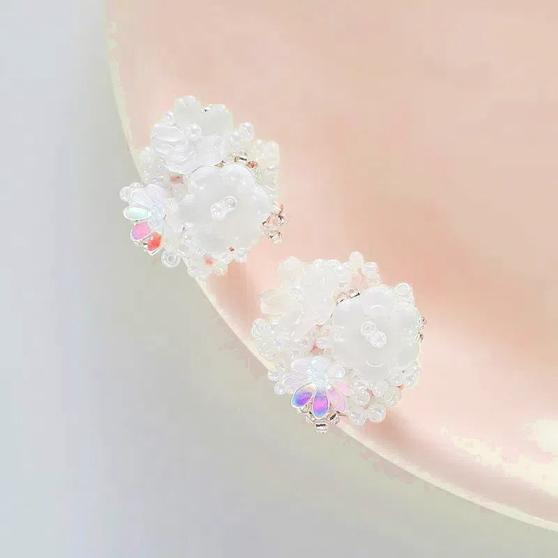 Wholesale  All-match Flower Earrings  Silver Needle Earrings