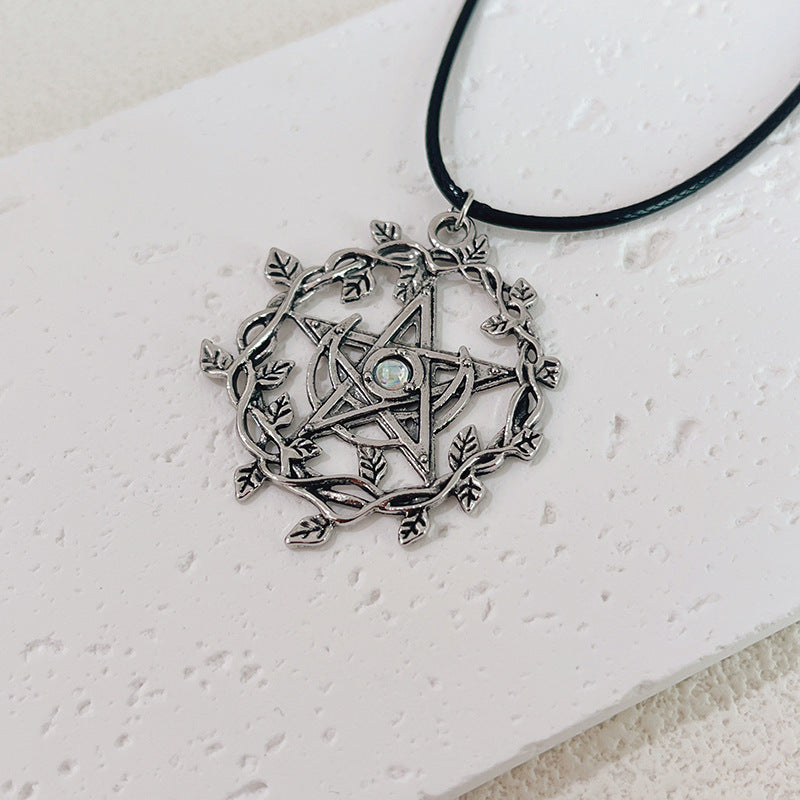 Wholesale  creative elk semicircle old pentagram vine necklace