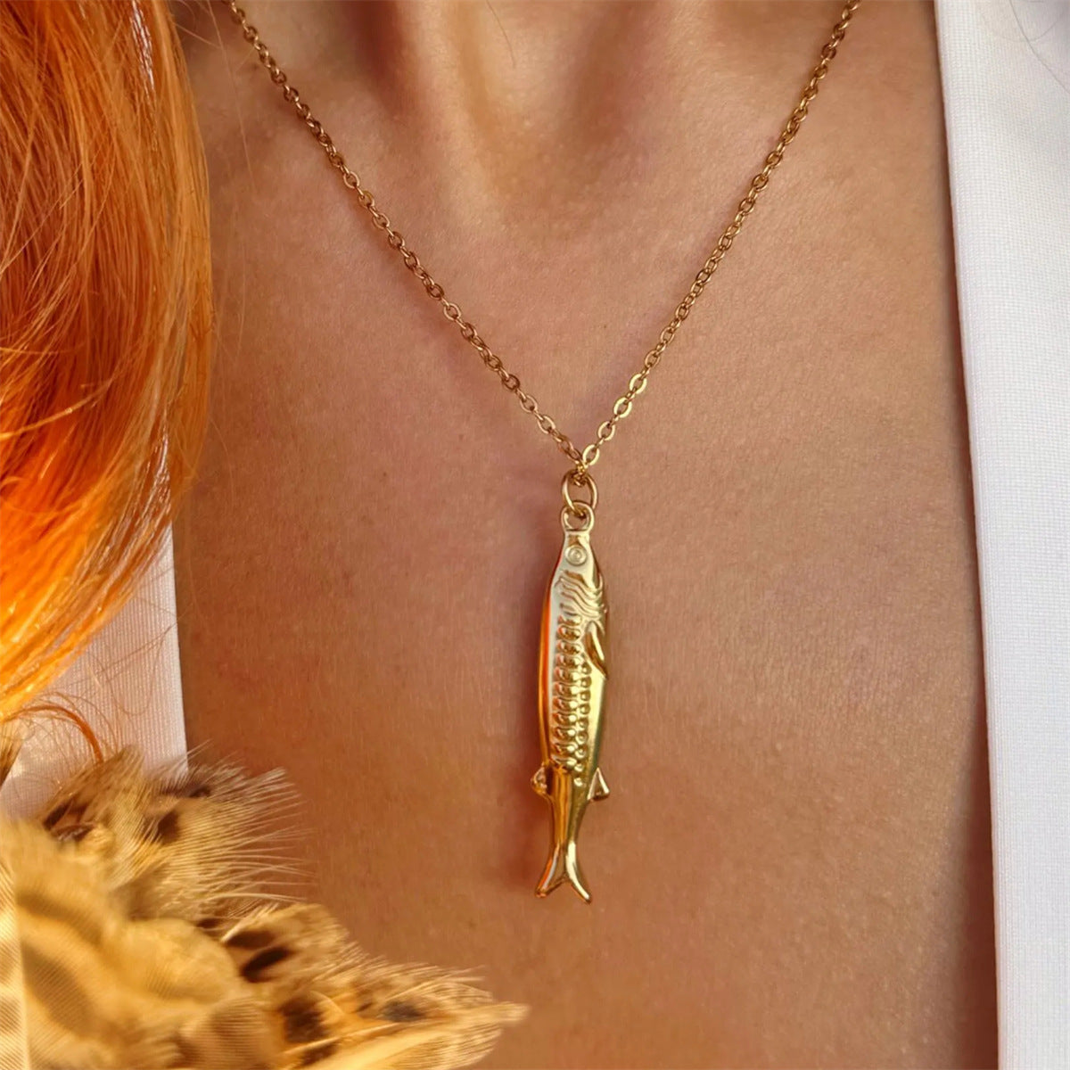 Wholesale Small Fish Pendant Necklace Gold Plated Stainless Steel Casual Everyday Fashion Accessory