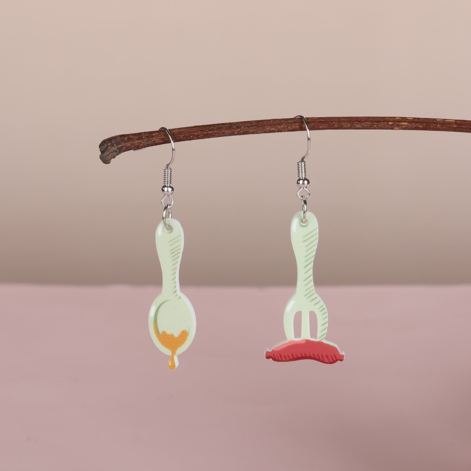 Wholesale  acrylic earrings  cartoon hamburger kitchen tableware modeling earrings