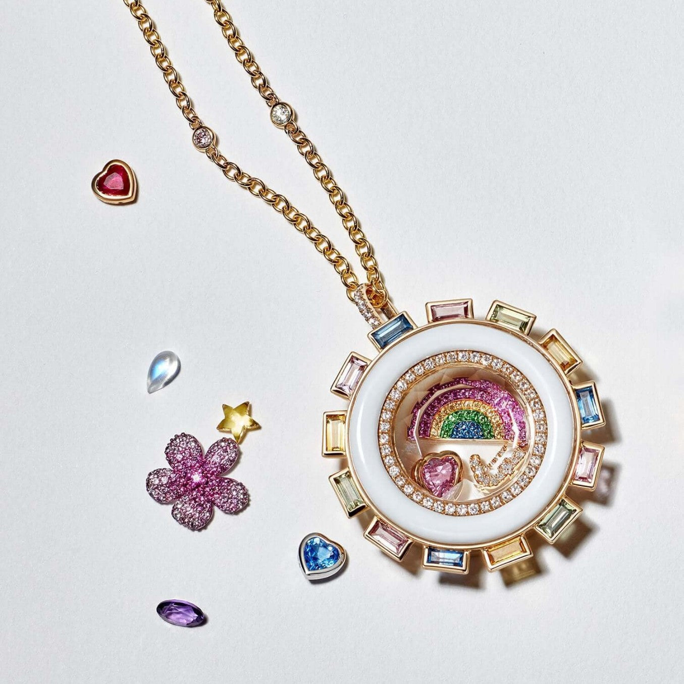 Wholesale round box high love zircon four-leaf clover flower necklaces pendant