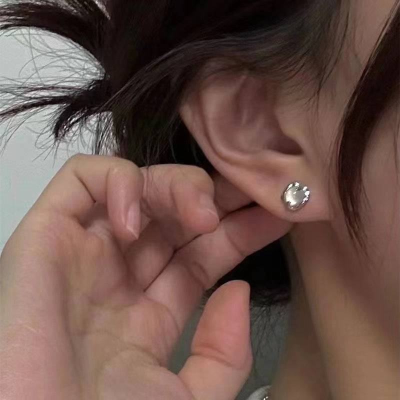 Wholesale alloy high-end cool style mini earrings