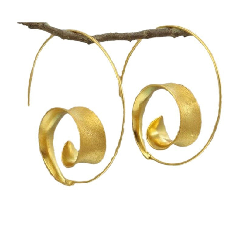 Wholesale geometric spiral ear ring fashion golden silver alloy exaggerated earrings
