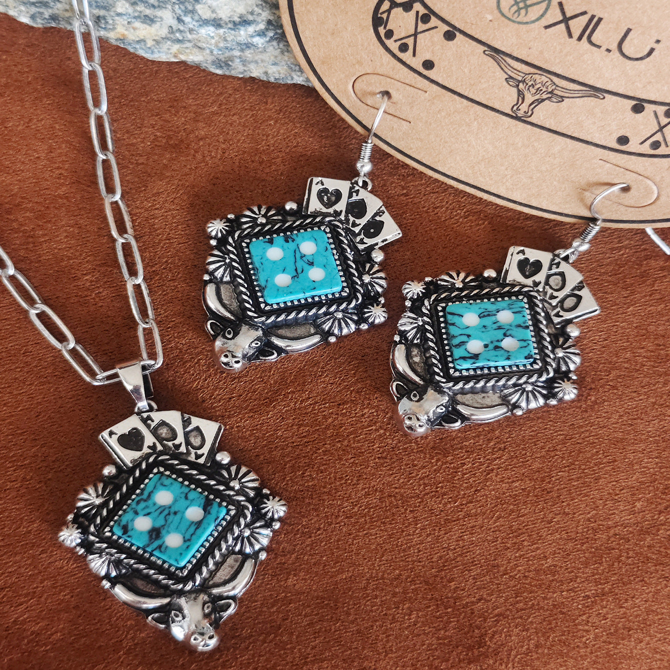 Wholesale Boho Heart Turquoise Pendant Necklace And Earrings Set Retro Gold Tone Fashion Jewelry Accessory For Party And Gift
