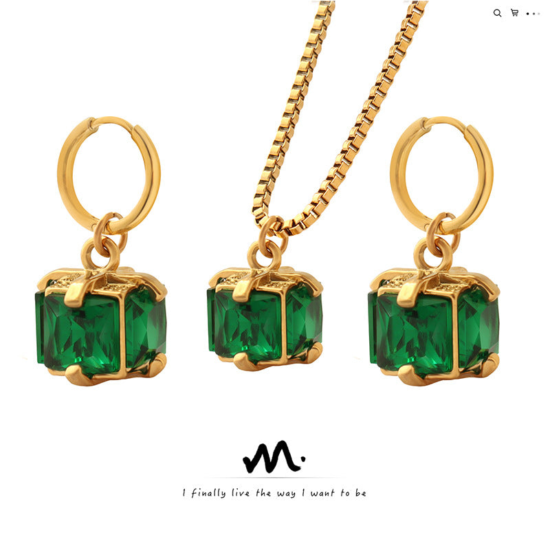 Wholesale Cold Wind Niche Design Titanium Steel Four Claw Buckle Emerald Zircon Necklace Earrings Set,  Fashion Accessory