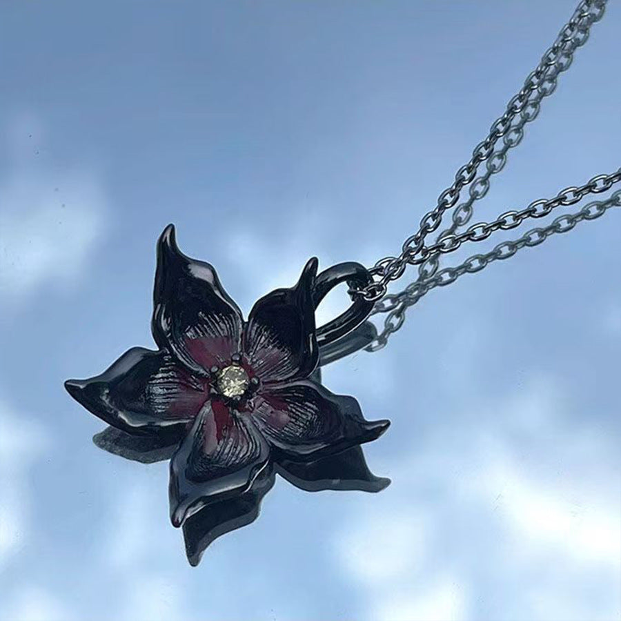Wholesale Black Flower Three-Dimensional Pendant  Necklace