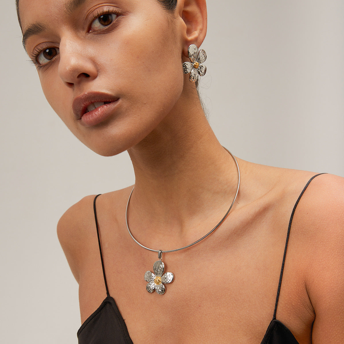 Wholesale Stainless Steel Flower Pendant Necklace ACC-NE-JieDing004