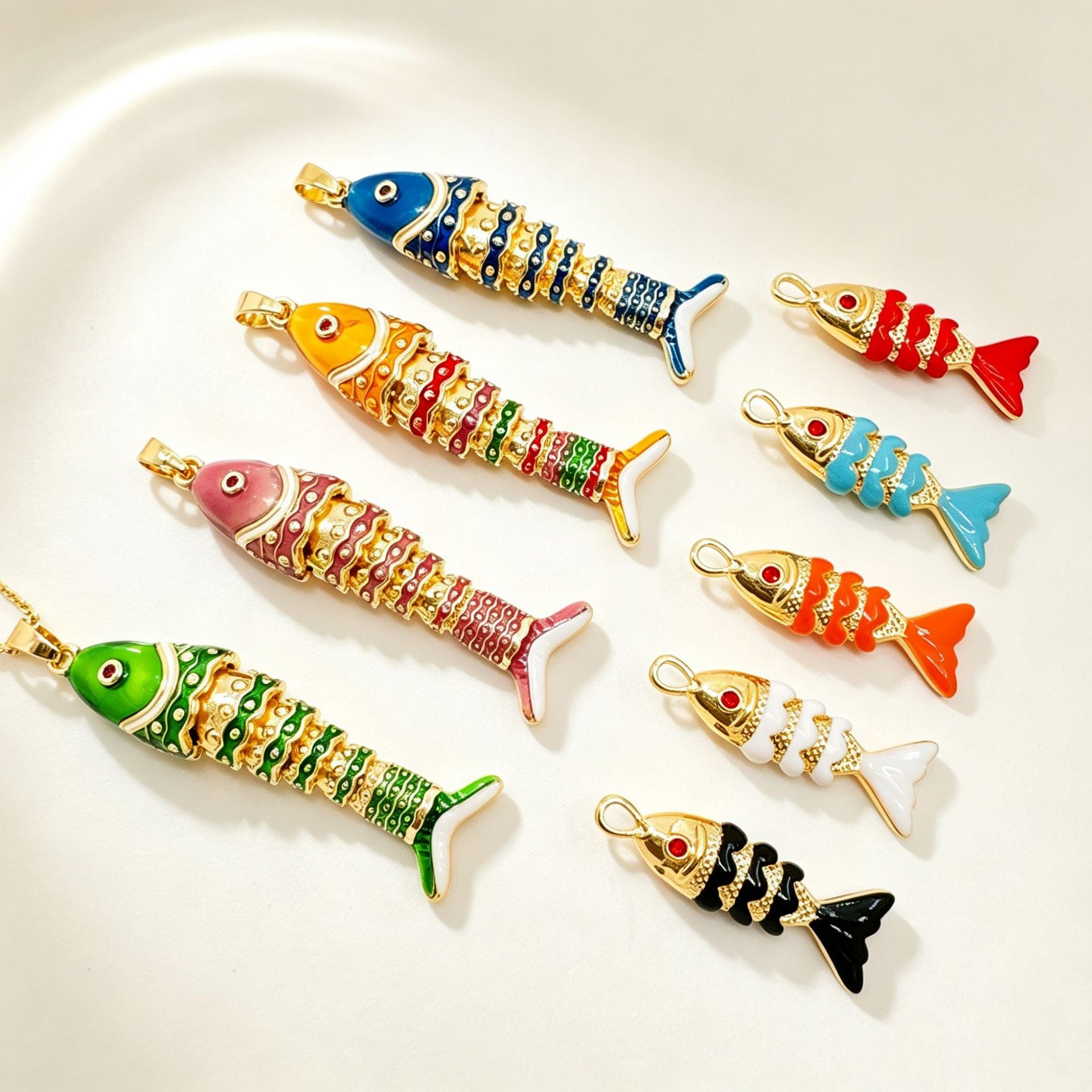 Wholesale Copper Electroplated Fish Pendant Necklace,  Oil-Drip Colorful Design,  Fashion Accessory for Women