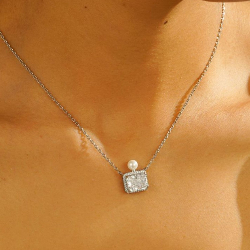 Wholesale  perfume bottle snowflake cut zircon necklace earrings