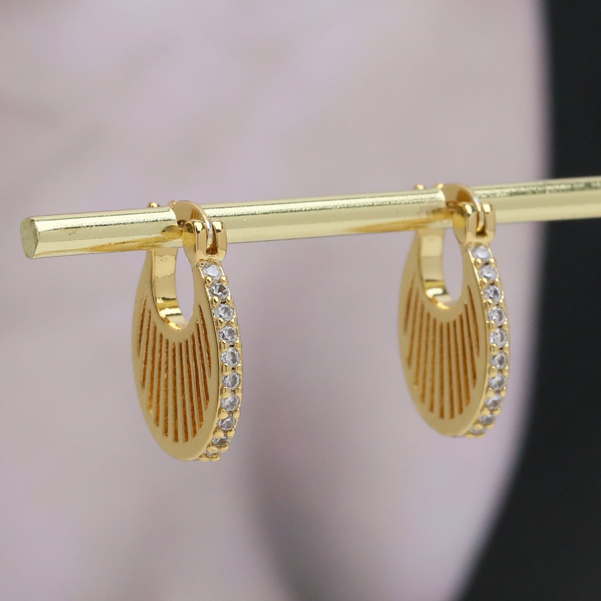 Wholesale 18k gold small large brass zircon oval arc earring