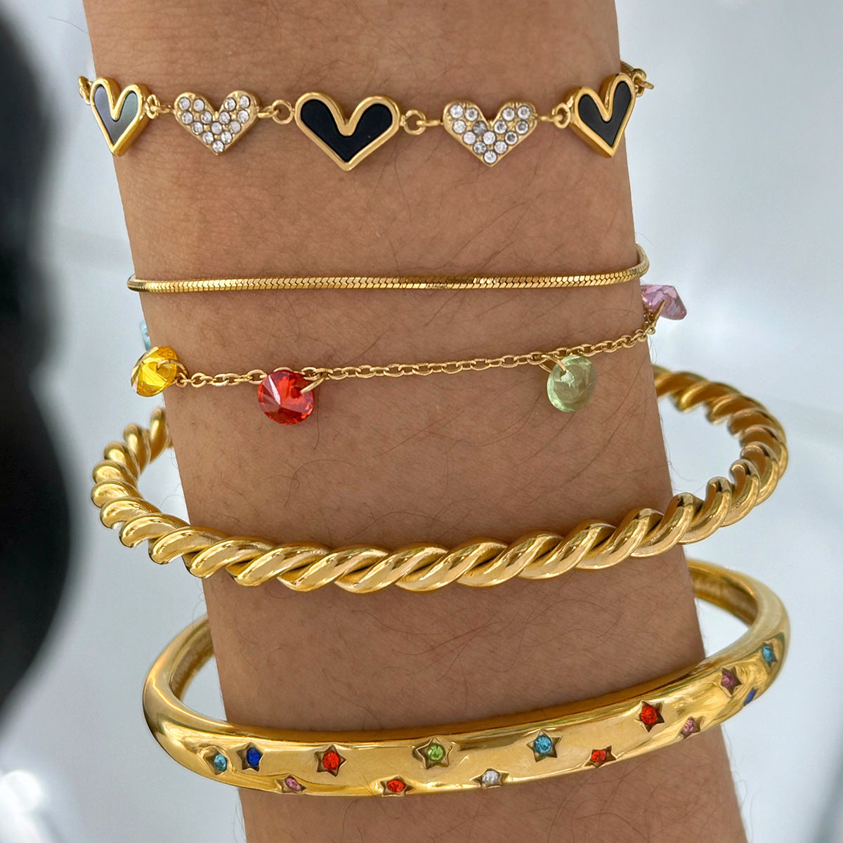 Wholesale Stainless steel colored diamond five-pointed star love pull bracelet