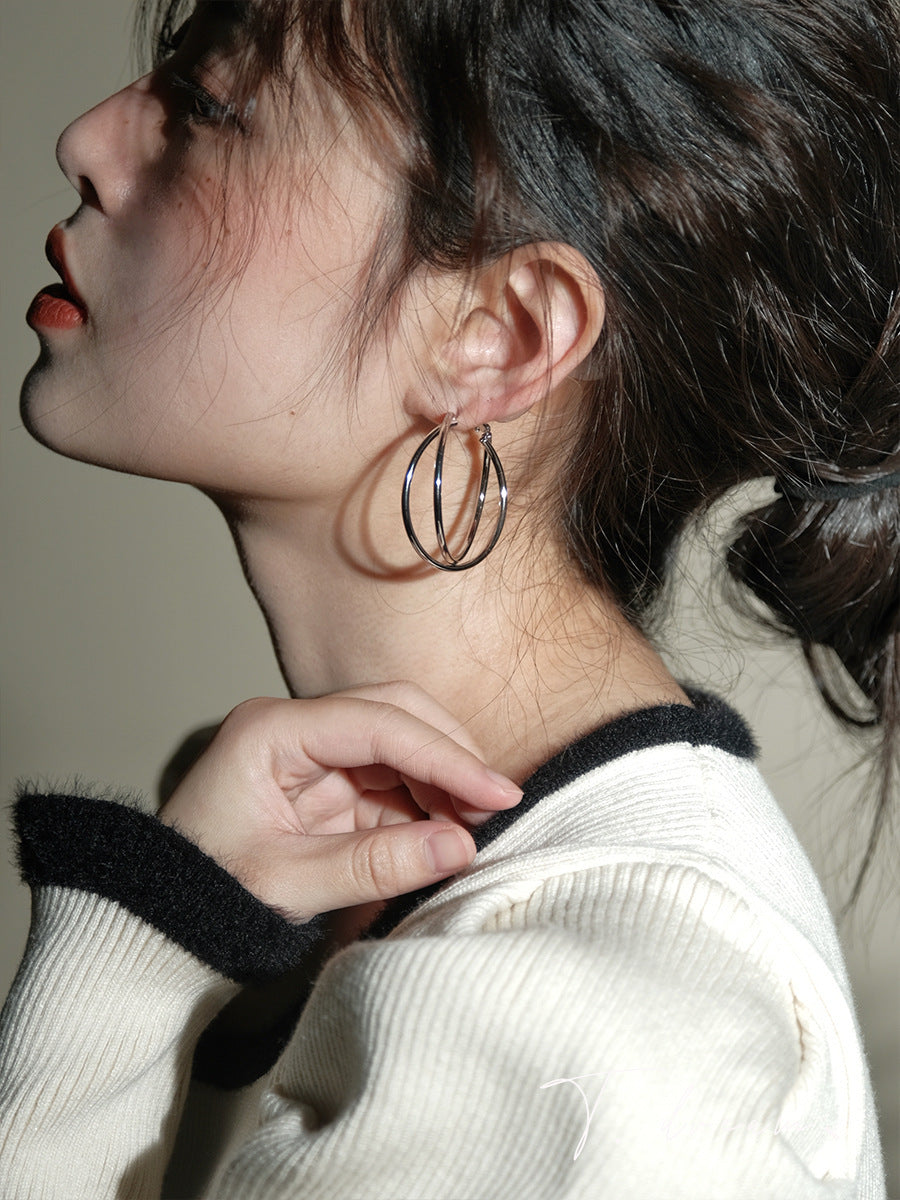 Wholesale Vintage Metallic Shiny Spherical Earrings