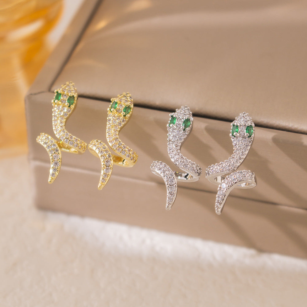 Wholesale real gold plating green cobra earrings