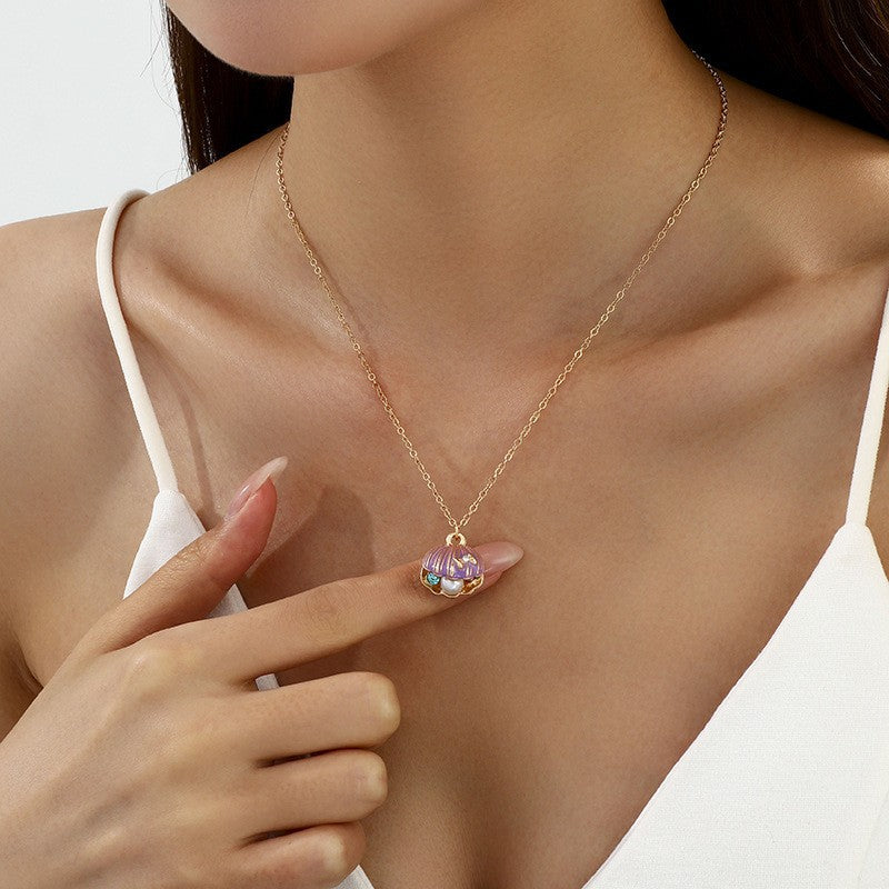 Wholesale  Summer Beach Inlaid Pearl Scallop Shell Pendant  Necklace