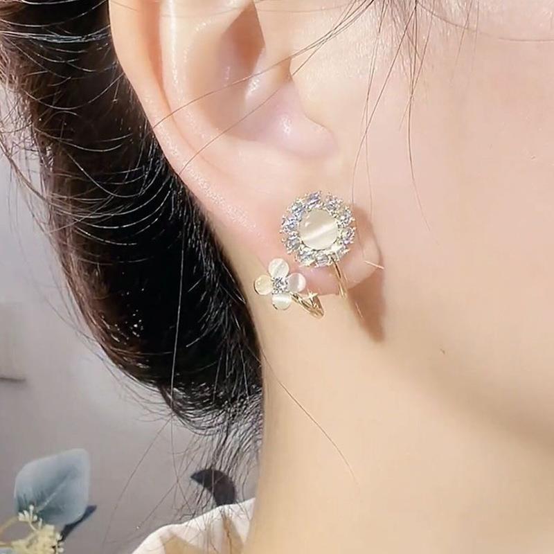 Wholesale Light Luxury Opal Flower Earrings