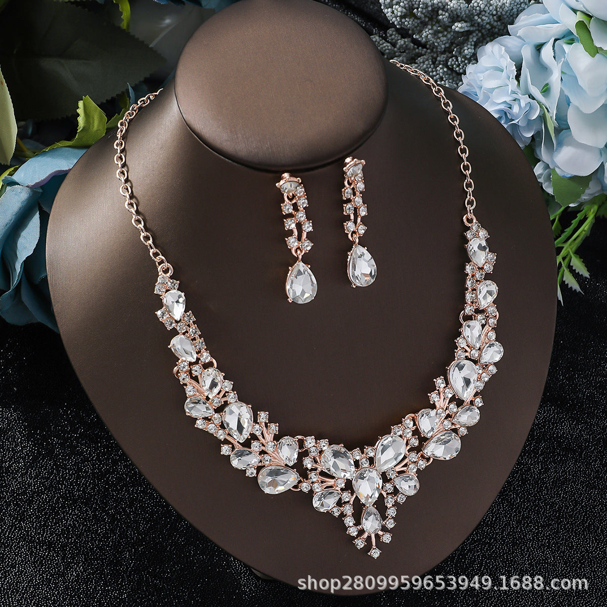 Wholesale Jewelry Set Crystal Accessories Alloy Necklace Earrings