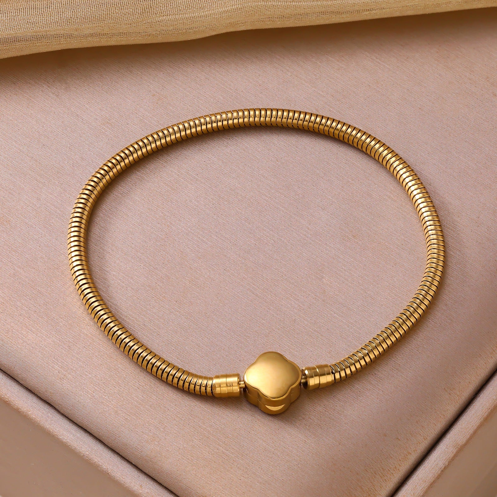 Wholesale Snake Bone Titanium Steel Bracelet Fashion DIY Jewelry Accessory With Beaded Chain For Unisex Everyday Wear Or Gift