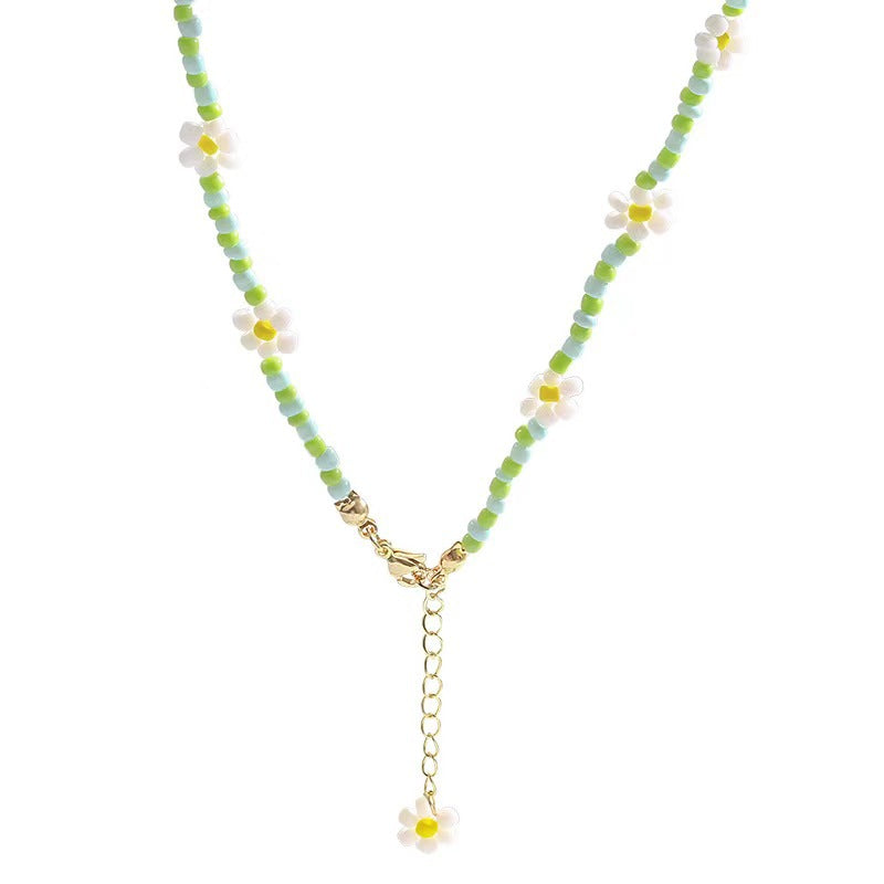 Wholesale  Acrylic Small Fresh Niche Design Flower Necklace