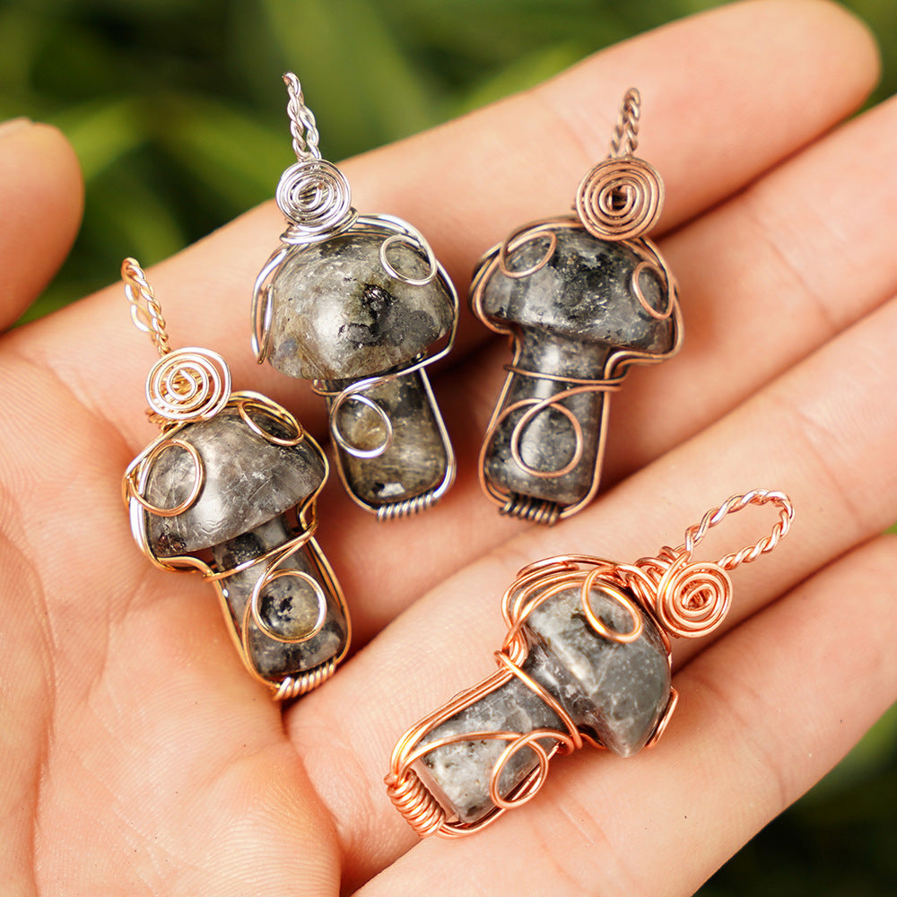 Wholesale Natural Crystal Mushroom Pendant Handmade Silk Cute Little Mushroom Crystal Mesh Bag Necklaces ACC-NE-RongGuan014