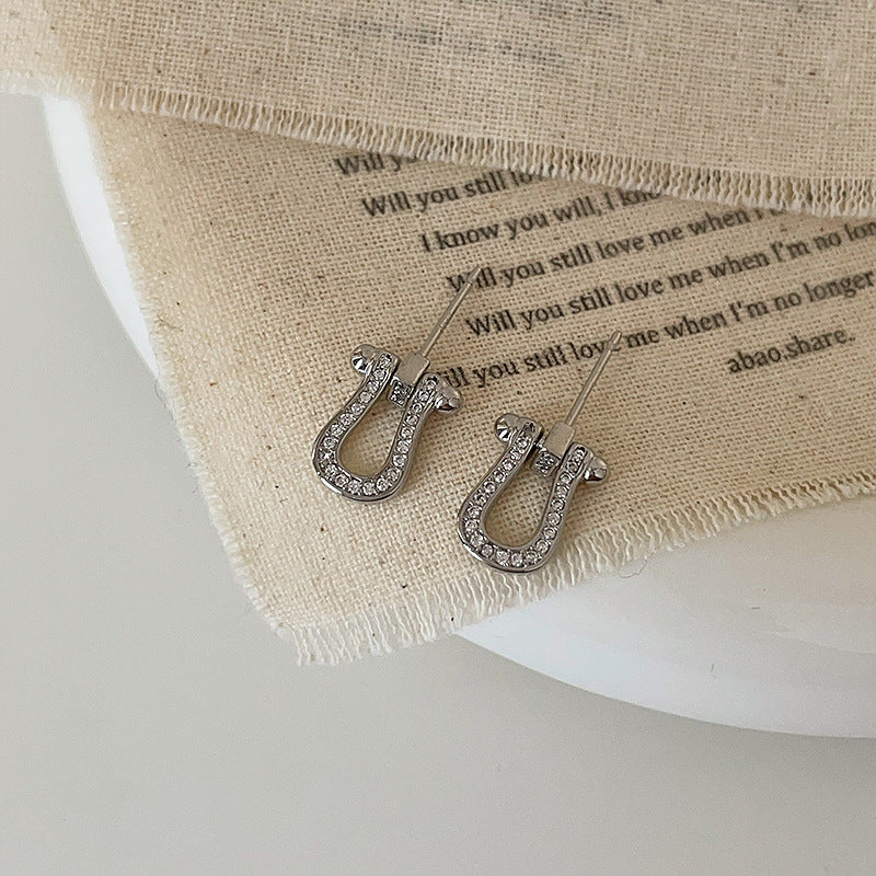 Wholesale Women's Zircon Horseshoe Buckle Metal Earrings