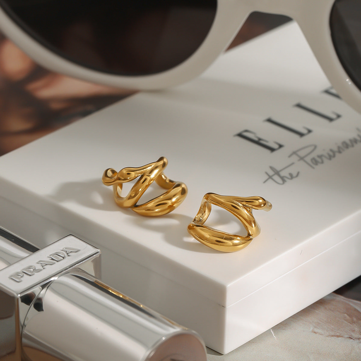 Wholesale stainless steel earrings  light luxury non-hole ear clip