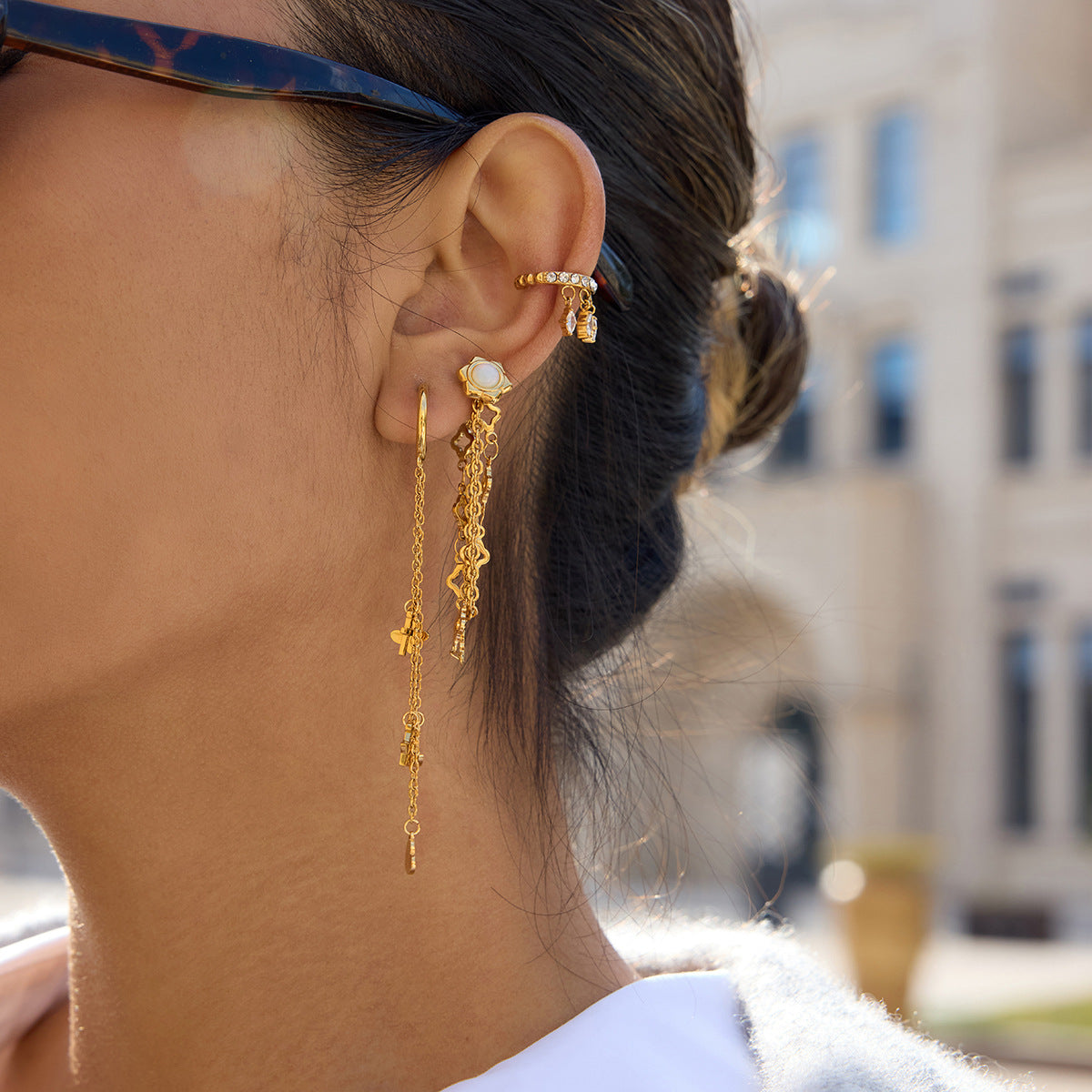 Wholesale Stainless steel hollowed-out four-leaf clover chain earrings