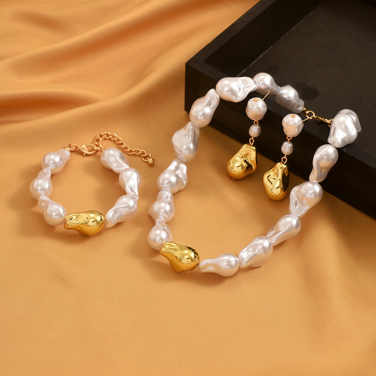 Collana con braccialetto di perline semplice barocco all'ingrosso