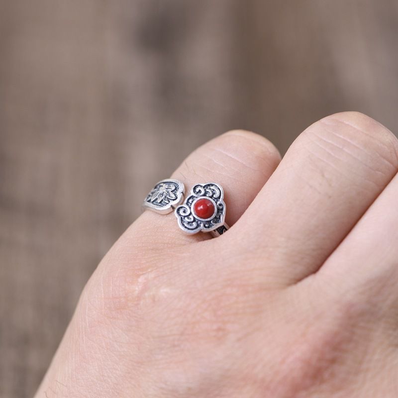 Wholesale Retro pattern red ring