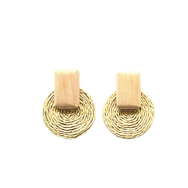 Wholesale Raffia earrings simple and sweet earrings.