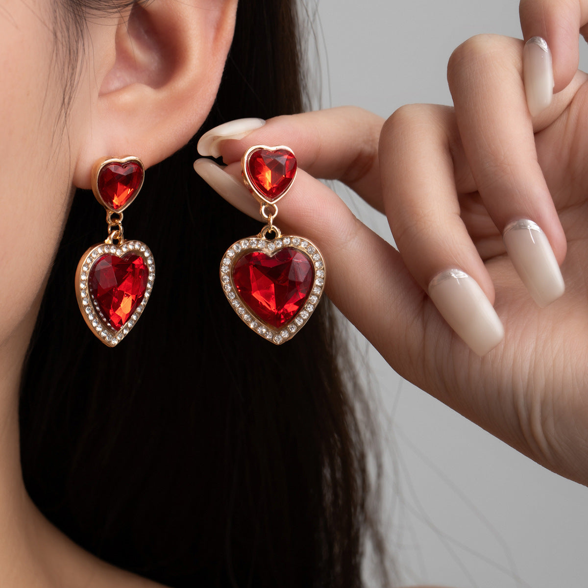 Wholesale Alloy Heart Shape Earrings Fashion Jewelry Accessory for Women Gift