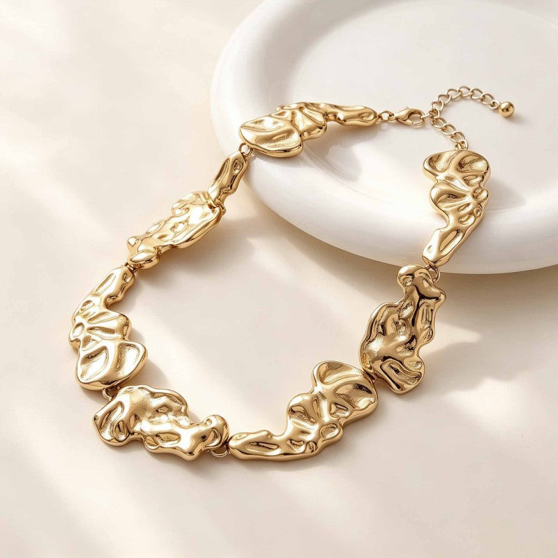 Wholesale Trendy Irregular Texture Collarbone Necklace Geometric Gold Tone Alloy Chain Everyday Commute Jewelry Boutique Resale