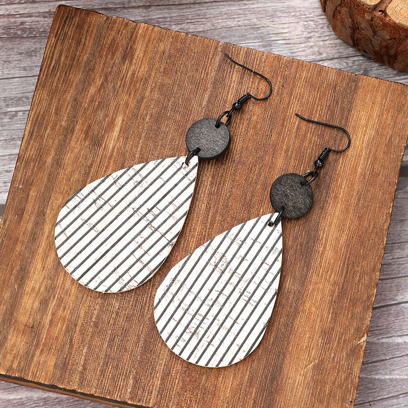 Wholesale Retro Style Natural Cork Crack Earrings