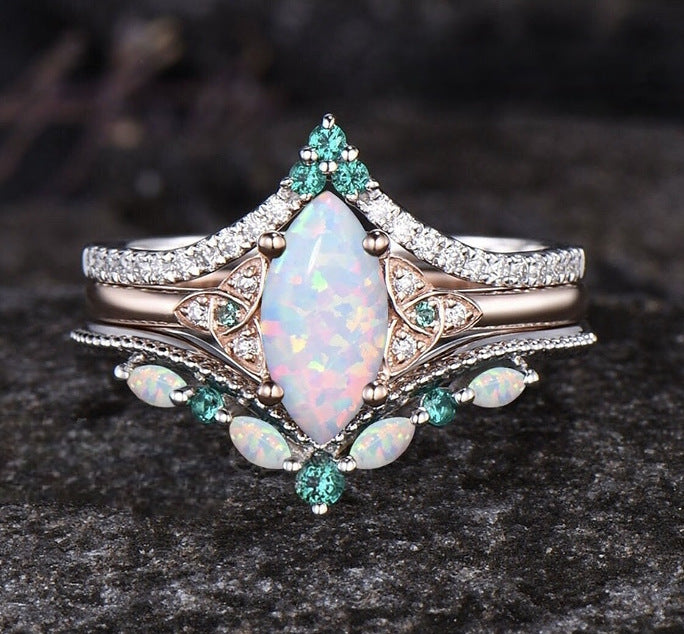 Wholesale Women' s Fashion Alloy Electroplated Marquise Opal Ring Set in Gold for Boutique Resale