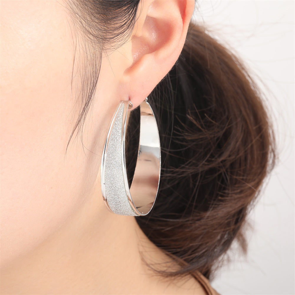 Wholesale personality exaggerated round silver retro big earrings