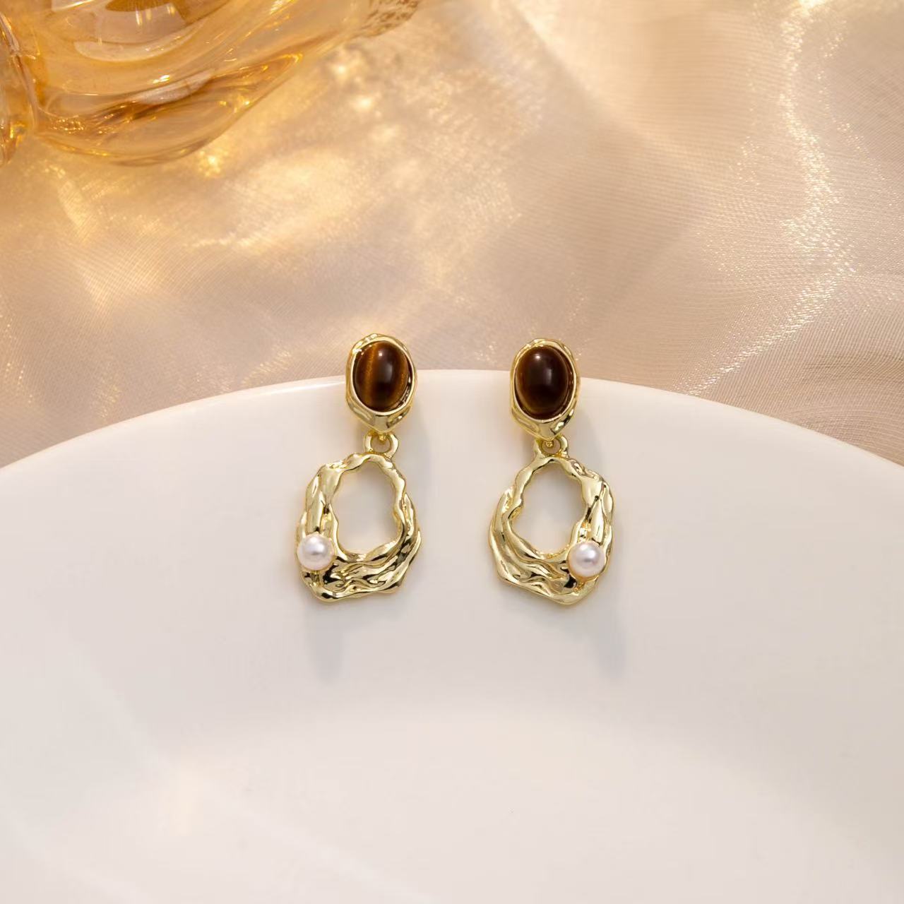 Wholesale Luxury Irregular Earrings