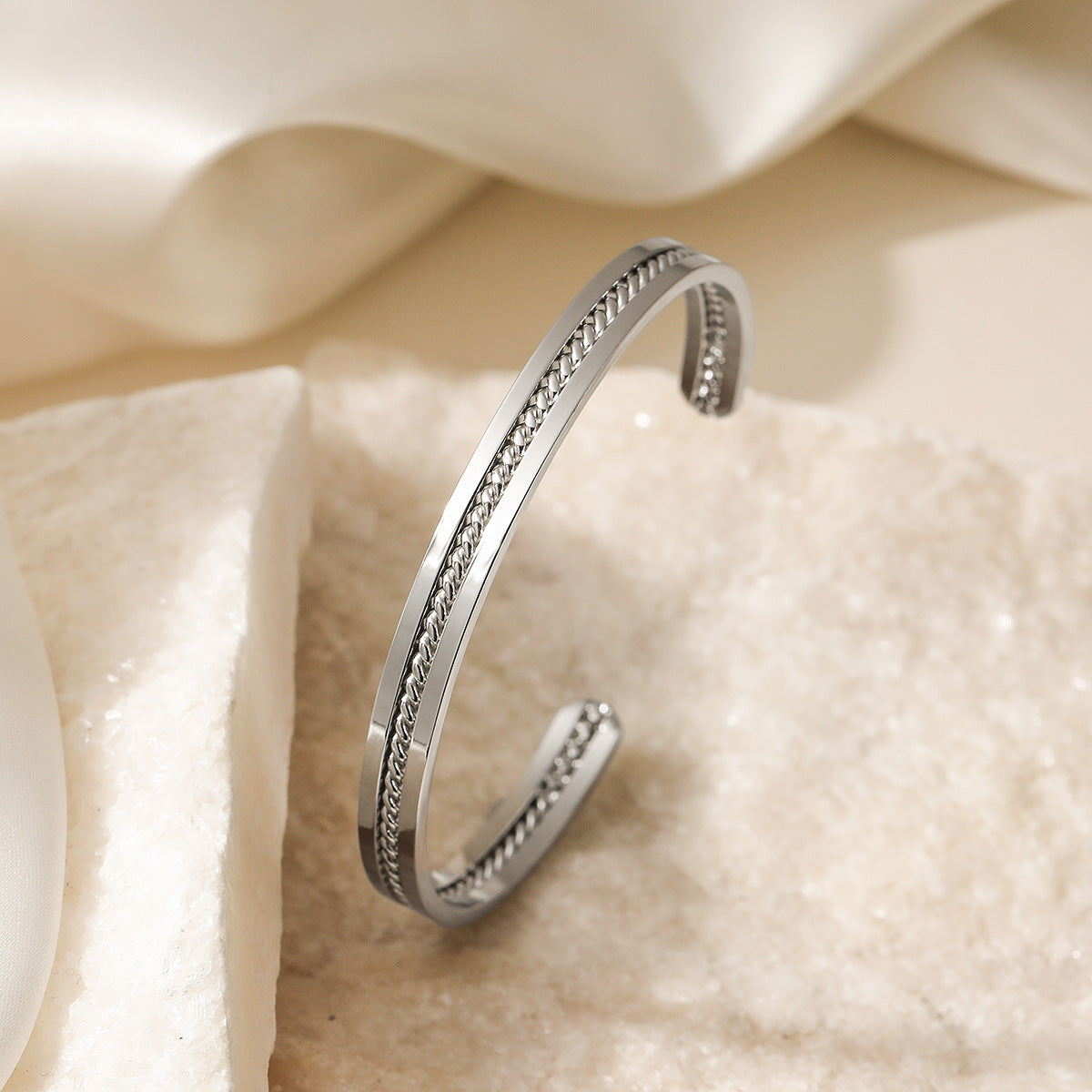 Wholesale 18K Gold Plated Stainless Steel Open Bracelet